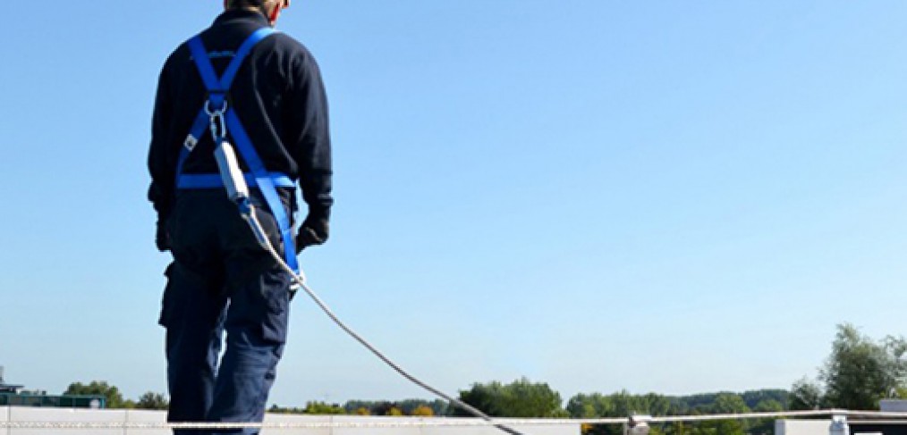 Learn how to secure yourself on a #roof using the best #roofsafety